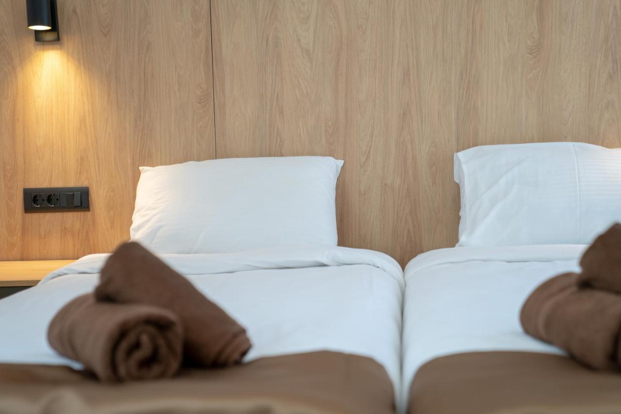 Lago Hotel Lagadin Ngoại thất bức ảnh