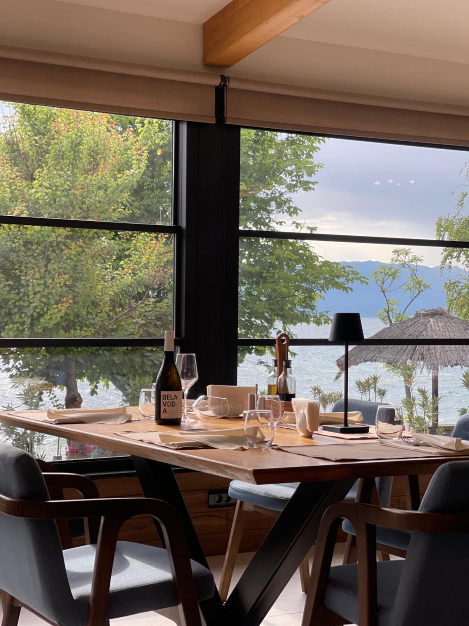 Lago Hotel Lagadin Ngoại thất bức ảnh